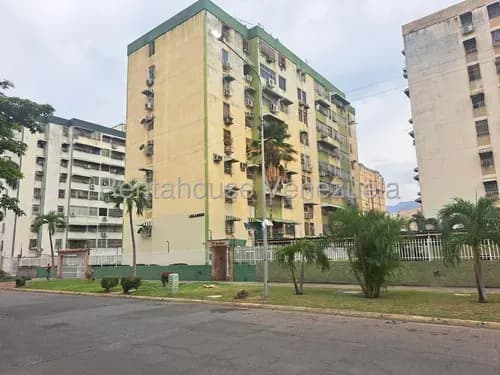 !apartamento En Venta En La Urbanizacion Base Aragua Remodelado 26-13019 Mmarin