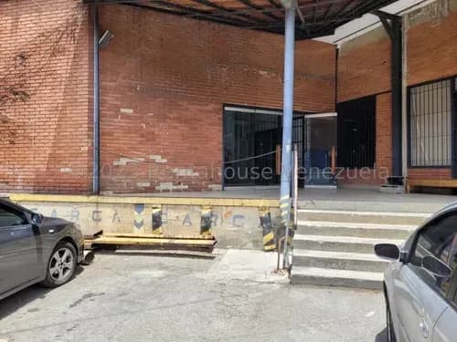 Local En Alquiler La Yaguara 26-4183 Ac