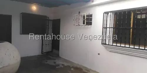 Casa En Venta En Santa Ines Valencia Lr Carabobo Amplios Espacios Funcionales. Solo Clientes Directos