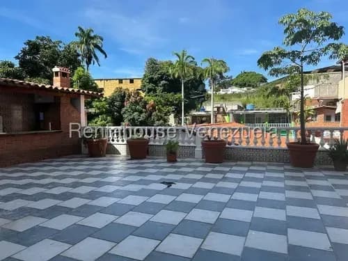 ¿quieres Una Casa Amplia En Alta Florida Con Frescura Y Vista Al Ávila? Aquí La Tienes. Belkis 26-9914