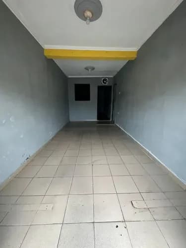 En Alquiler Local Avenida Andrés Eloy Blanco 22-38