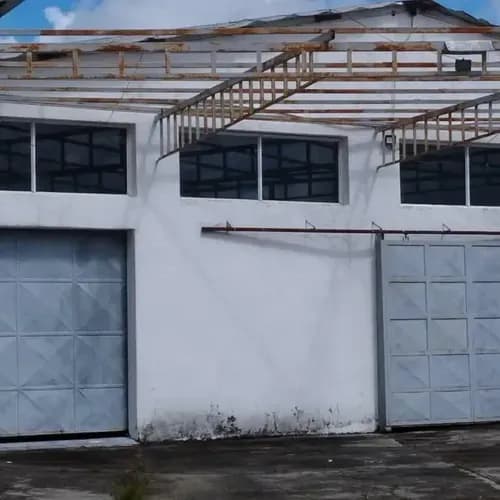 Galpon De 480 Mts Y Casa En 1.300 Mts Dé Terreno