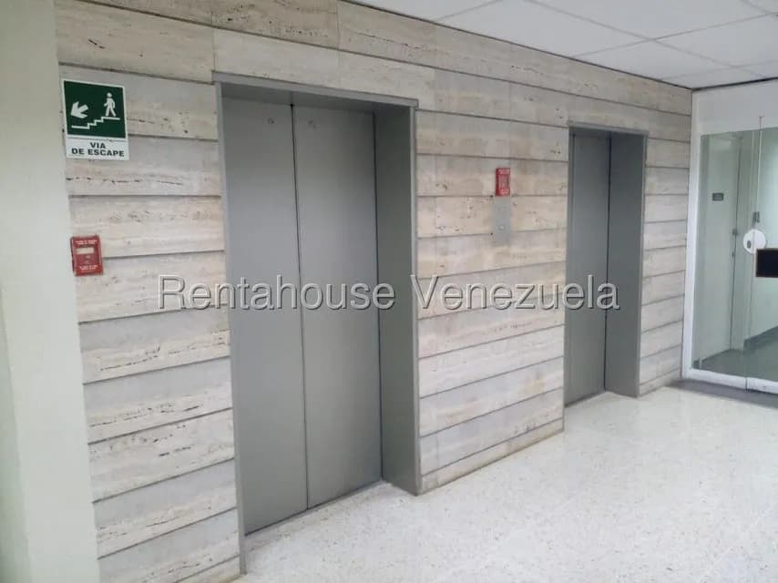 Comercial (Oficina) en Alquiler en 5 de Julio, Zulia