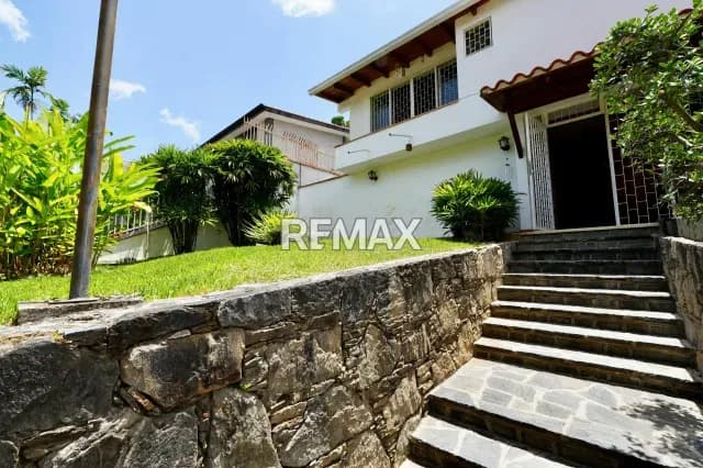 En venta casa Prados del Este, Calle Cerrada 842M² (5+5+4)