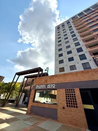 Disponible En Venta Apartamento En Mañongo-naguanagua Carabobo Resd Monte Alto. 77 M2 2 Habitaciones + 1 Terraza. 2 Baños Con Su Pareduch Cocina Concepto Abierto (jct)