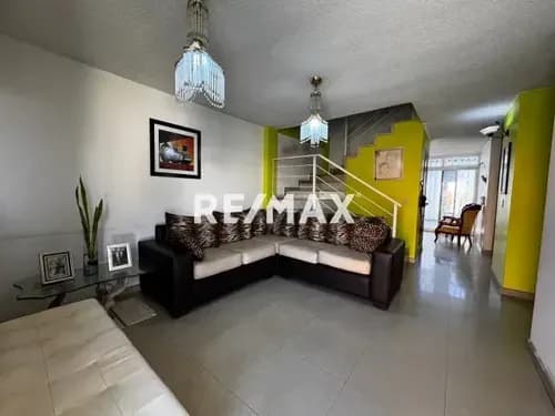 Town House Parque La Morita