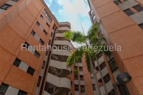 LG Vendo Impresionante Apartamento Lomas De Las Mercedes