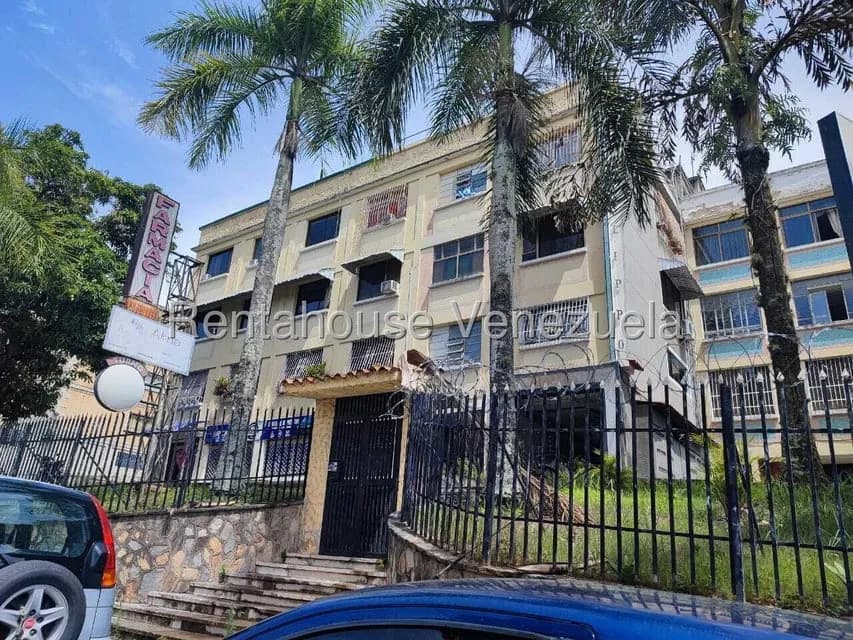 Apartamento (1 Nivel) en Alquiler en Los Chaguaramos, Distrito Metropolitano