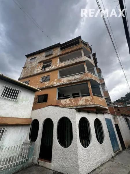 apartamento en sector la marchantica