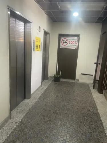 Oficina En Venta, Av Diaz Moreno Con Av Bolivar Norte, Mezzanina,60mts, 4 Cubiculo