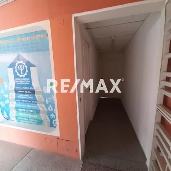 Local Comercial N° 22-23 en Alquiler Centro Comercial Plaza La Cruz - Cabudare