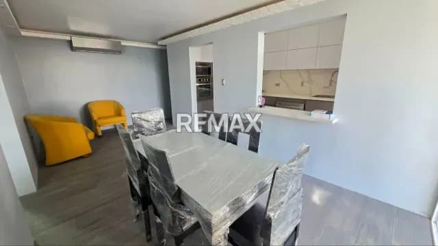 APARTAMENTO EN VENTA EN COLINAS DE LA TAHONA