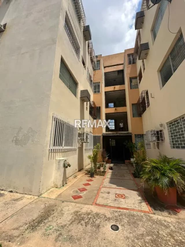 Apartamento en Residencias Guri