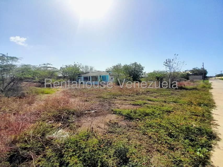Terreno (Comercial) en Venta en Intercomunal Coro La Vela, Falcon