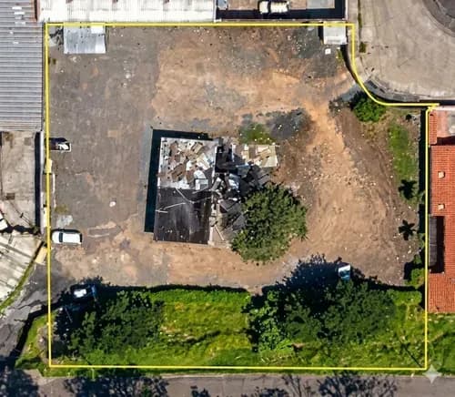 Terreno Excepcionalmente Ubicado En La Urb. El Recreo En La Av. Bolivar. Asesor Julian Acosta