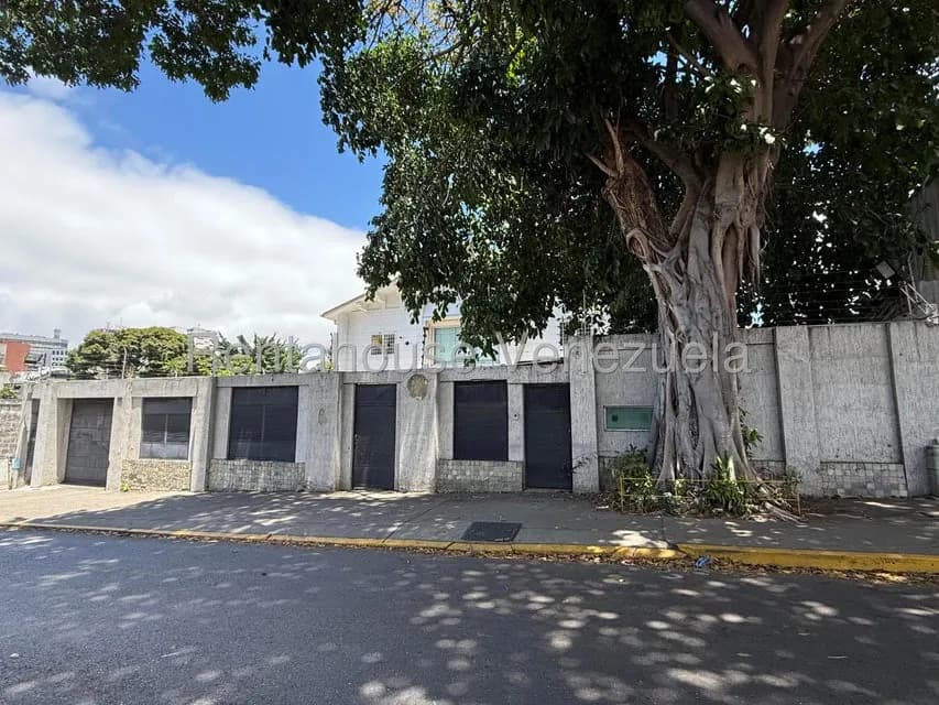 Casa (Duplex) en Venta en Altamira, Distrito Metropolitano