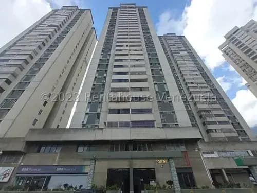 Estupendo Apartamento, En Venta. En Los Dos Caminos. 23-12233
