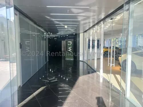 Mb Moderna Oficina A Estrenar En Las Mercedes
