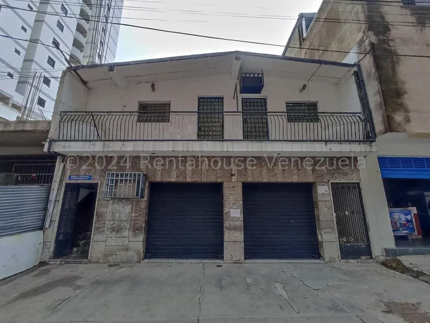 Comercial (Edificio) en Venta en Zona Centro, Aragua