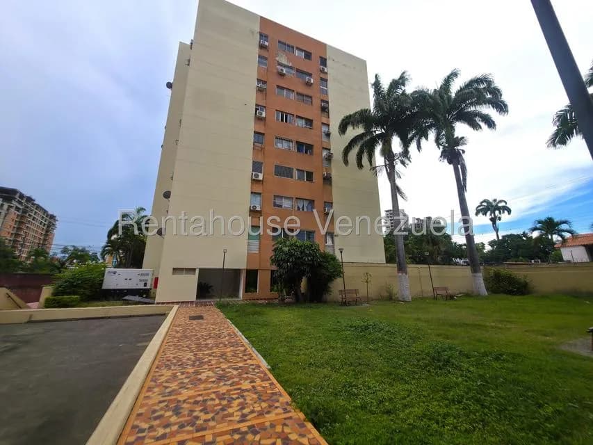 Apartamento (1 Nivel) en Alquiler en El Parque, Lara