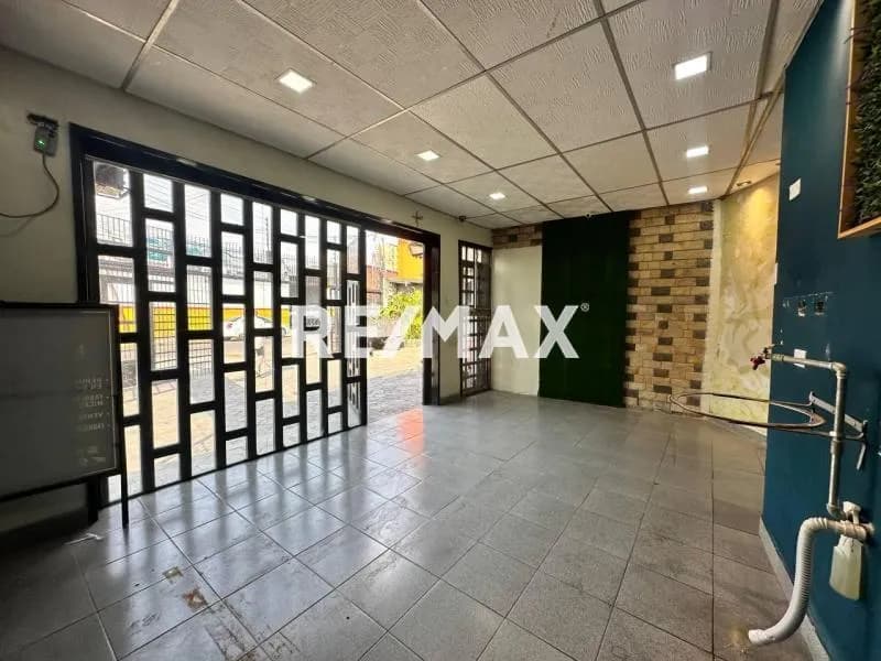 ALQUILER DE LOCAL COMERCIAL AV.AYACUCHO CALLE CAJIGAL