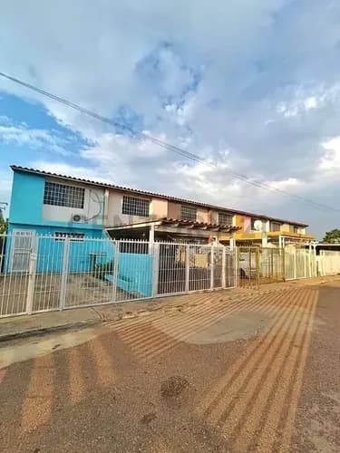 Townhouse En Venta En Nueva Barcelona. Listo Para Mudarse!