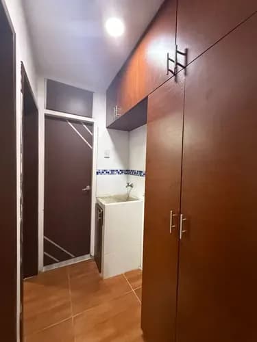 Venta De Apartamento Remodelado En La Castra