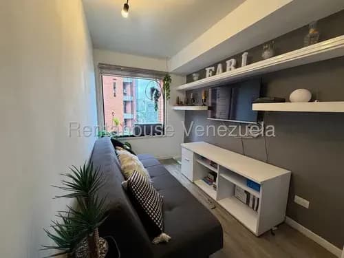 Apartamento En Venta Sabana Grande Escelente Edificio 26-21164 Jca