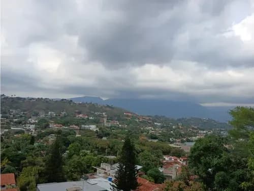 Venta Casa Prados Del Este Callle Cerrada