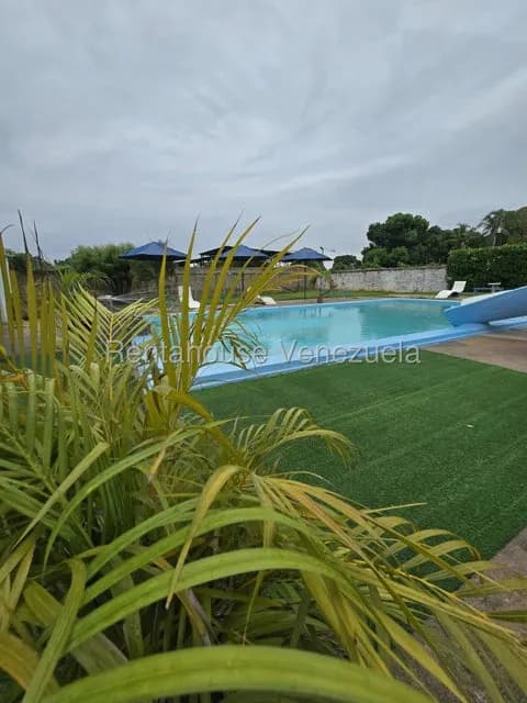 Terreno (Comercial) en Venta en Avenida Vargas, Zulia