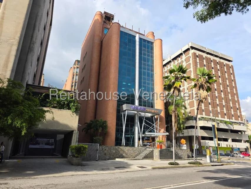 Comercial (Local Comercial) en Alquiler en El Rosal, Distrito Metropolitano