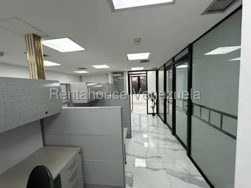 Oficina En Alquiler Urb. Chacao, Caracas 26-21412