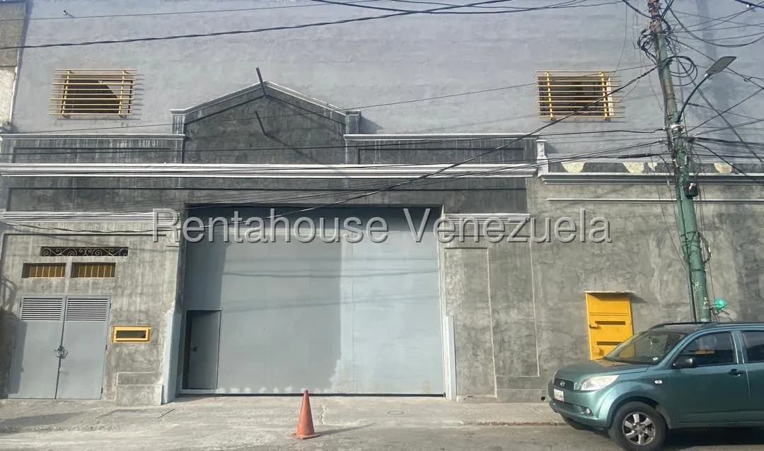 Comercial (Galpon - Deposito) en Alquiler en San Agustin del Norte, Distrito Metropolitano