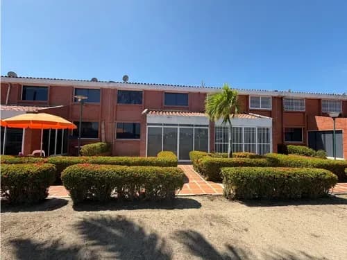 Se Vende Townhouse 125m2. Higuerote Puerto Encantado