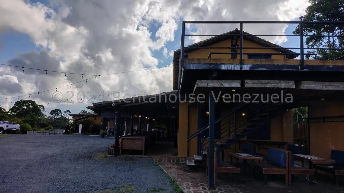 Comercial (Local Comercial) en Venta en Monte Claro, Distrito Metropolitano