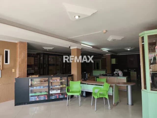 LOCAL COMERCIAL EN ALQUILER