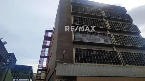 Amplio Y Magnífico Loca Industrial En Alquiler En Boleíta Sur