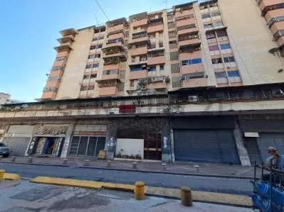 Alquiler de LOCAL COMERCIAL en centro de Caracas, cerca de la Avenida Urdaneta