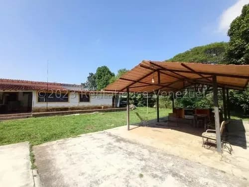 Buscas Terreno Amplio, Con Excelente Ubicacion Dentro De Conjunto Privado, Que Permita Estar En Contacto Con La Naturaleza Y Arboles Frutales, Te Traemos Esta Opcion En Sabana Del Medio Con 4.428,58 M