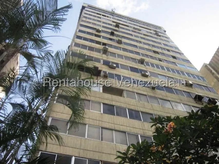 Comercial (Oficina) en Alquiler en La Campiña, Distrito Metropolitano