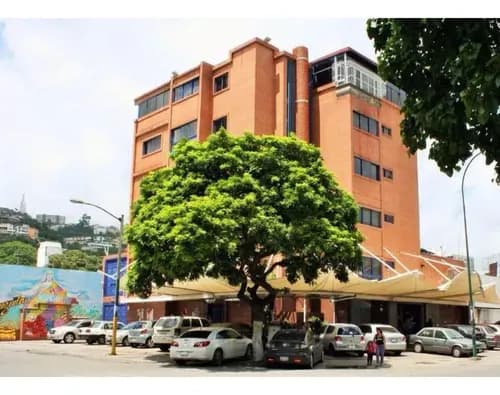 Se Vende Edificio. 1378 M2 Y 145 De Terraza. Urb Santa Monica