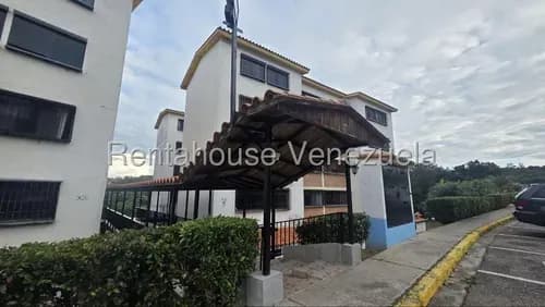 Y.a / Apartamento En Venta - La Quinta / Mls #26-9053