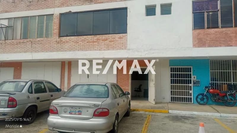 En Alquiler: Local Comercial de 82.20 m² en CC El Palmar