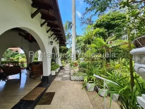 Casa En Venta Urb Altamira