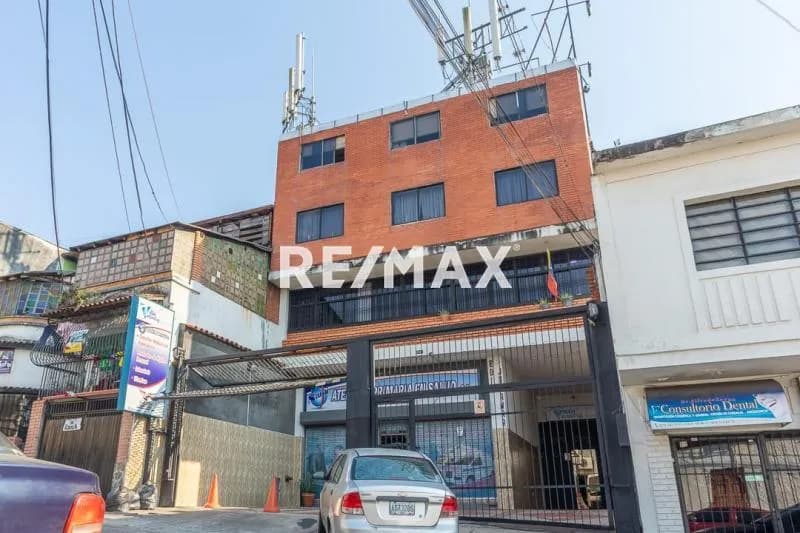 SE VENDE EDIFICIO EN BARRIO SAN CARLOS