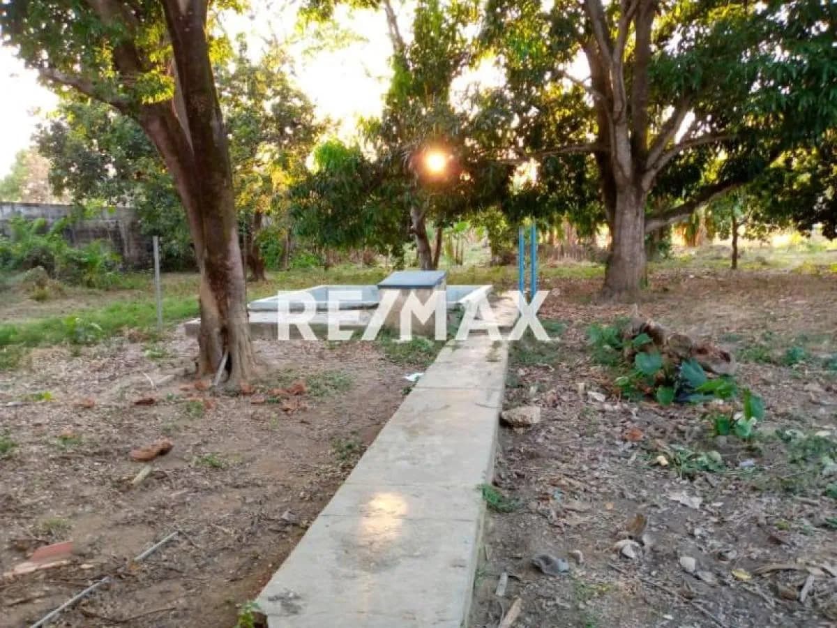 TERRENO EN SAN DIEGO A 100 METROS DEL DISTRIBUIDOR LA CUMACA