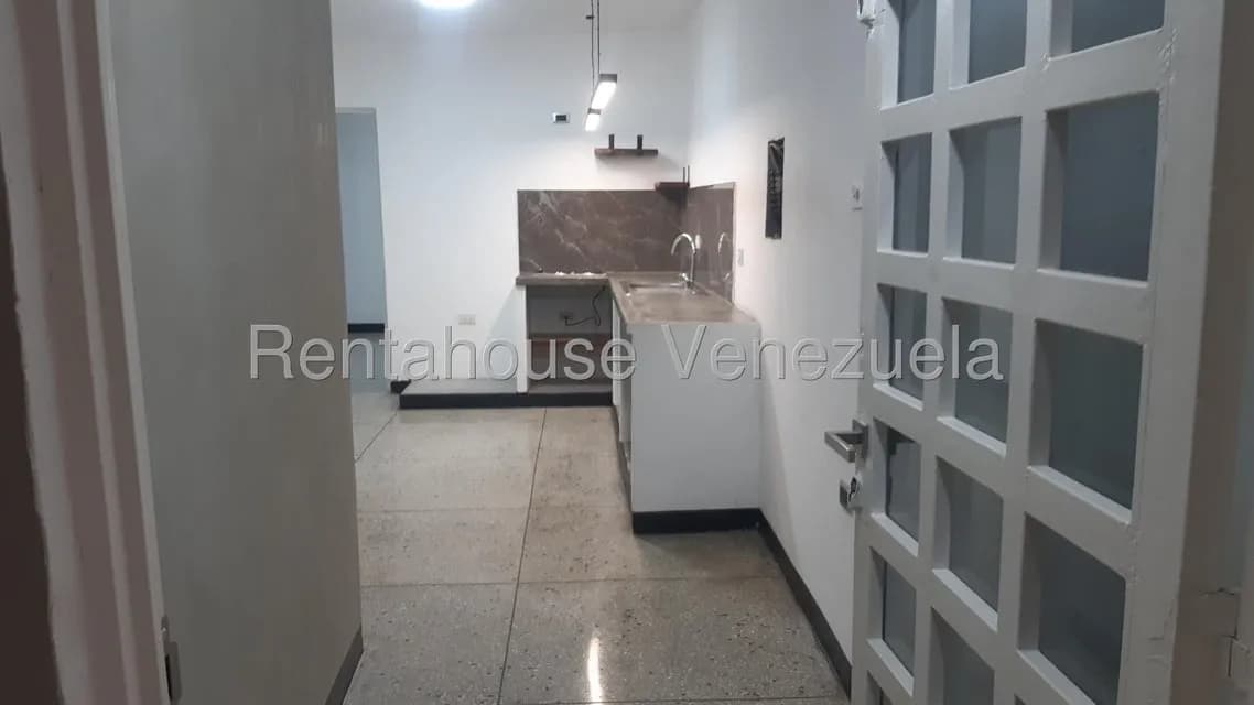 Apartamento (1 Nivel) en Alquiler en La N, Zulia