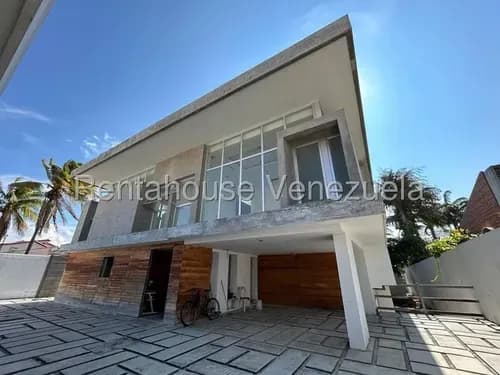 Elisa Castellano Vende Exclusiva Casa En Monterreal Este De Barquisimeto