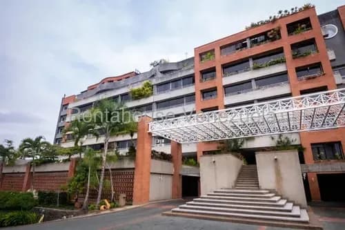 Kg Apartamento En Venta. Lomas De La Lagunita Yg 25-19898