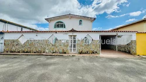 Hermosa Casa En Venta En La Victoria Dos Niveles Lista Para Firmar Estef 26-21790